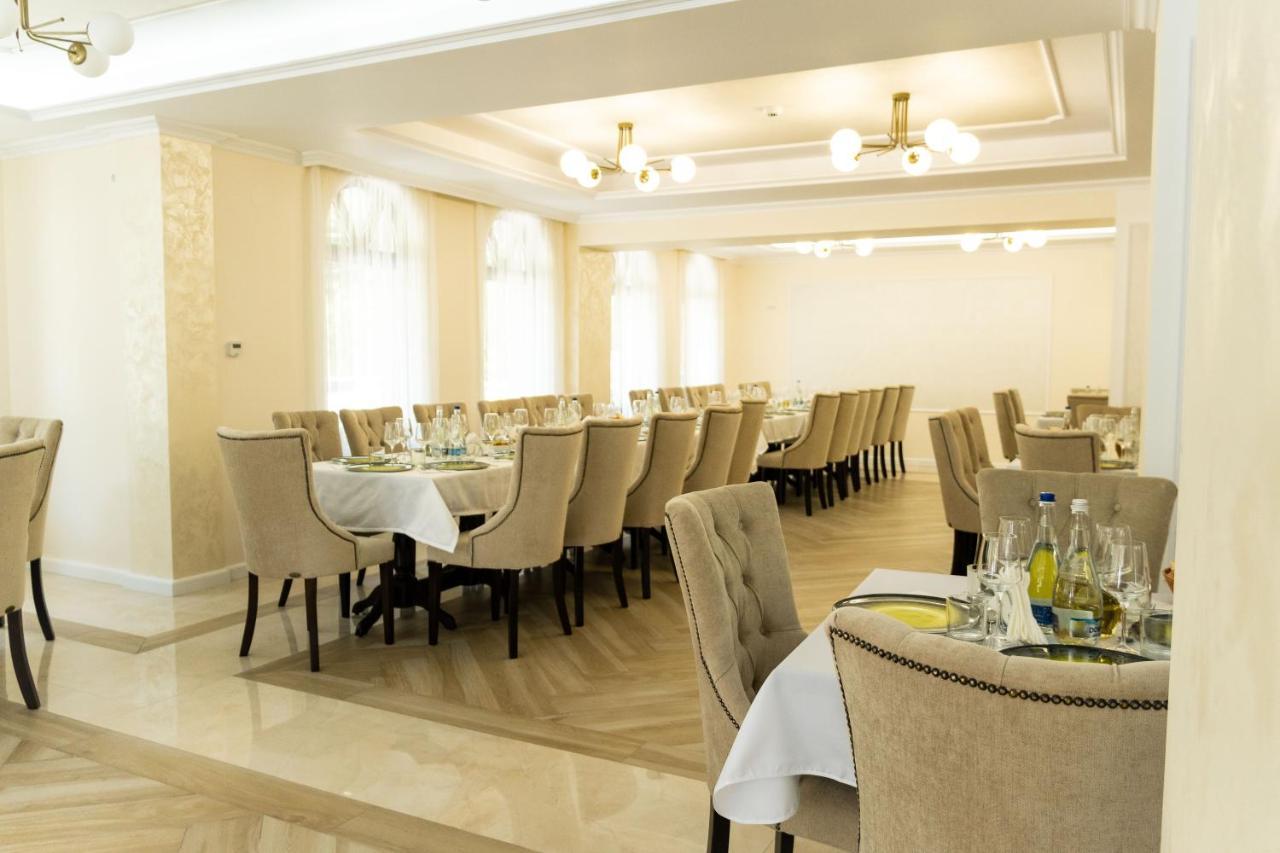 Perla Dacilor Hotell Gradistea de Munte Exteriör bild